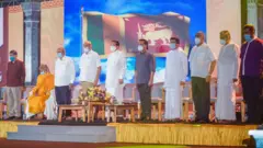 ආණ්ඩුවේ හවුල්කාර පක්ෂ11ක නායකයින්