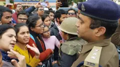 बीएचयू में प्रदर्शन