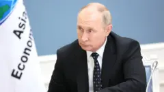 Vladimir Putin:"Rusiya üçtərəfəli razılaşmaların yerinə yetirilməsi üçün addımlar atacaq"