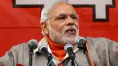 नरेंद्र मोदी
