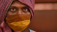 புலம்பெயர் தொழிலாளர்கள்