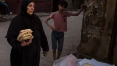 مصر، خاتون، روٹی