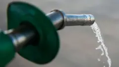Aworan ẹrọ ti wọn fi n ta epo bẹntiroo