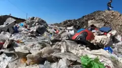 قمامة بريطانيا بشوارع تركيا