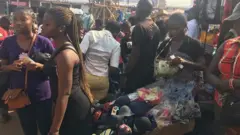 BBC Igbo bara ime ahịa i me nchọpụta etu akwa na ihe ndị ọzọ si adala ọnụ n'oge ekeresimesi a.