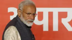 मोदी
