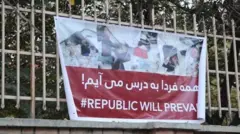 شماری از دانشجویان با برگزاری تجمع اعتراضی گفته بودند به دانشگاه بر می‌گردند