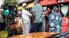 A l'instar de plusieurs gouvernements africains l'OMS déclare s'inquiéter pour les transmissions communautaires du coronavirus