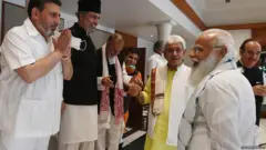 नरेंद्र मोदी- काश्मिरी नेते भेट