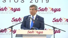 Eski Başbakan Ahmet Davutoğlu