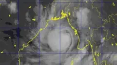 সতর্ক বার্তা