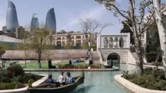 Bakı dekabr istilər isti hava