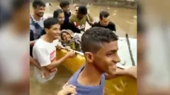 شباب يمنيون