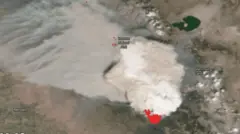 Nuvem "artificial" em decorrência dos incêndios foi captada por satélites da Nasa