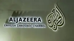 شعار قناة الجزيرة الإنجليزية