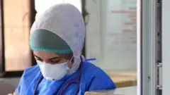 પ્રતીકાત્મક તસવીર
