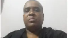 ন্যাড়া মাথার এই ছবিটি ফেসবুকে আপলোড দেন জাহিদা পারভীন।
