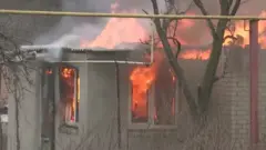 Ёнаётган уй
