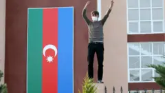 شادمانی در باکو