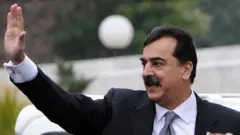 یوسف رضا گیلانی