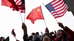 Сан-Францискода Шини ўз тарафдорлари байрамона қарши олди.