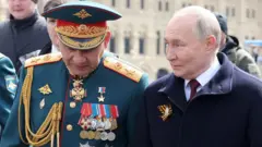 Sergej Šojgu i Vladimir Putin