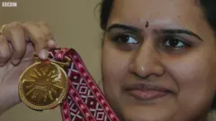 கோனேரு ஹம்பி : 15 வயதில் கிராண்ட் மாஸ்டர் ஆன சதுரங்க ராணி