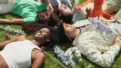 Le Soleil appartient à tout le monde.