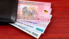 Raporo y'ikigo cya leta cy'ibarurishamibare ivuga ko iryo ari izamuka kuri GDP rya 10.9% mu 2021 ugereranyije na −3.4% mu 2020.