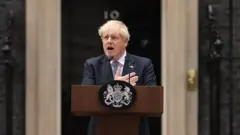 Boris Johnson anunciagrupo telegram apostas desportivasrenúncia como líder do Partido Conservador do Reino Unido