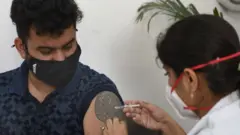 लस घेतल्यावर ताप का येतो? अंग का दुखतं?
