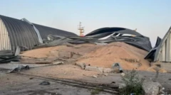 الصور التي قدمها الجيش الأوكراني تظهر تدمير مخازن الحبوب في ريني