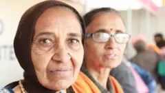 એક મિત્રની સાથે પ્રભાબેન પટેલ