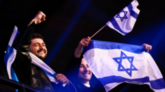 Eurovision'da İsrail temsilcisi protestolar arasında finalde