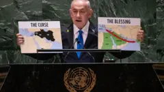 MM Israa'el Benjaamin Netaniyaahuu