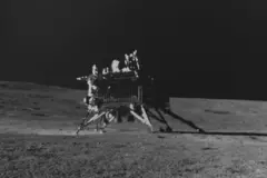 चंद्राम पर लैंडर विक्रम. 