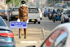 කොළඹ නගරයේ රථ වාහන වැරදි සඳහා CCTV නිරීක්ෂණ හරහා දඩ පත්‍රිකා ක්‍රමවේදය අද (ජනවාරි 22) හඳුන්වා දෙන ලදී.