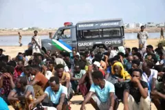 Dad sharci-darro ku jooga Jabuuti