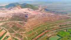 လက်ပံတောင်းတောင် ကြေးနီစီမံကိန်းမြင်ကွင်း