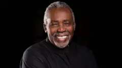 Aworan Olu Jacobs