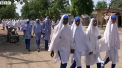Batun ilimin firamare wani sha'ani ne da kusan za a iya cewa yana ci wa dukkannin jihohi a Najeriya tuwo a kwarya.