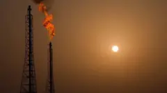 میدان گازی ارم