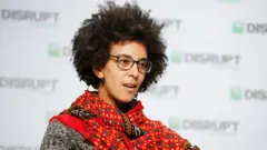 ትምኒት ገብሩ