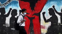 ঢাকার জীবন