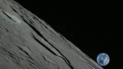 Фотографии, переданные с космического корабля несколько дней назад