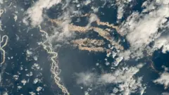 ภาพถ่าย "แม่น้ำทองคำ" ที่บันทึกได้จากสถานีอวกาศนานาชาติ (ISS)