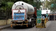 ऑक्सिजन टँकर