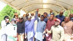Bola Tinubu pẹlu Tokunbo Abiru
