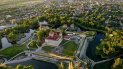 Saaremaa ikirwa abo muri Estonia ubu bita "Ikirwa cya corona"