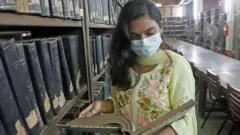 ছাত্রী